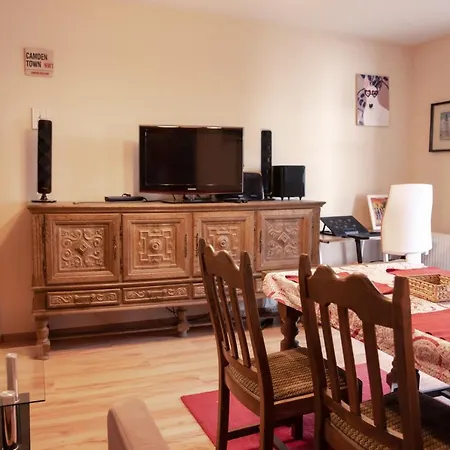 Centrally Located Cute With Garden
